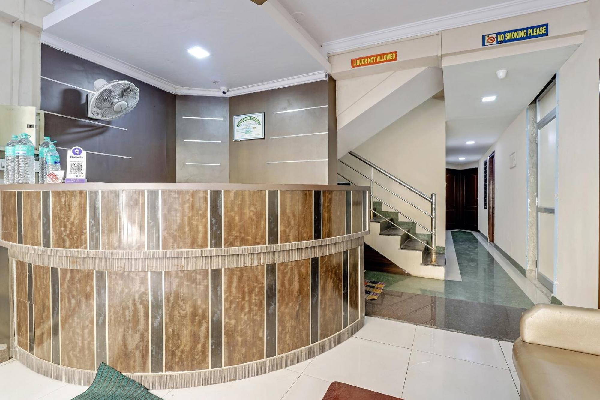 Spot On Grand Residency Hotel Chennai Exterior photo